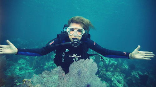 潛入蔚藍 PBS高端訪談如何激發(fā)人們對海洋的熱愛